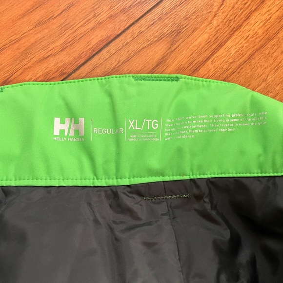 Helly Hansen Women’s Bright Green Legendary Ski Pants - Picture 8 of 12